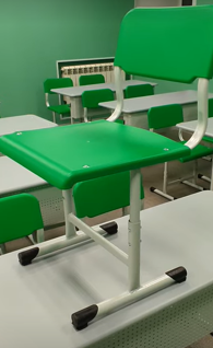 Стул ученический регулируемый, на круглой трубе. 027930