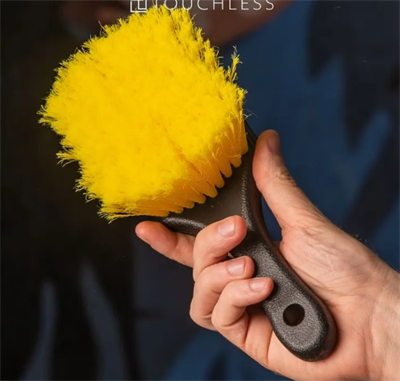 Щетка с неметаллическим ворсом для чистки зацепов 02830411