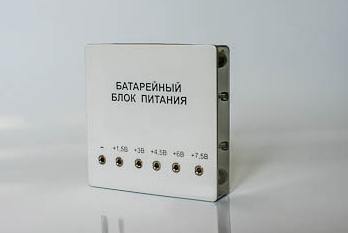 Батарейный блок питания регулируемый (1,5 - 7,5 В) 0283096154