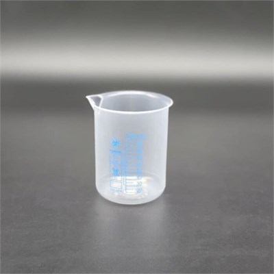 Стакан низкий 100 мл с носиком и шкалой, ПП vTE7zotqicmICIO2bzFvS0