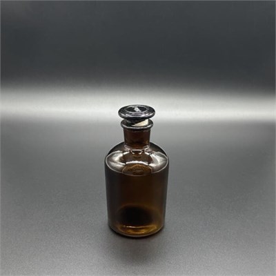 Банка под реактивы из темного стекла с притертой пробкой 250 мл uXg9wA4IiuAy8brIb3vcP0