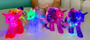 Набор светящихся пони 0280607