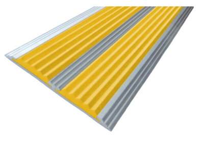 ПРОТИВОСКОЛЬЗЯЩАЯ НАКЛАДКА НА СТУПЕНИ С ДВУМЯ ВСТАВКАМИ (2м.) y5Fq99GYi9vzLwxEJ-W6K1