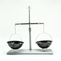 Весы учебные ВУ-200 без разновесов MNNhjyK4gOQ8l2Xol4PwO1