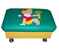 «Кушетка без подлокотников малая с аппликацией» Мальчик с длинным носом, сине-желтый 0281089